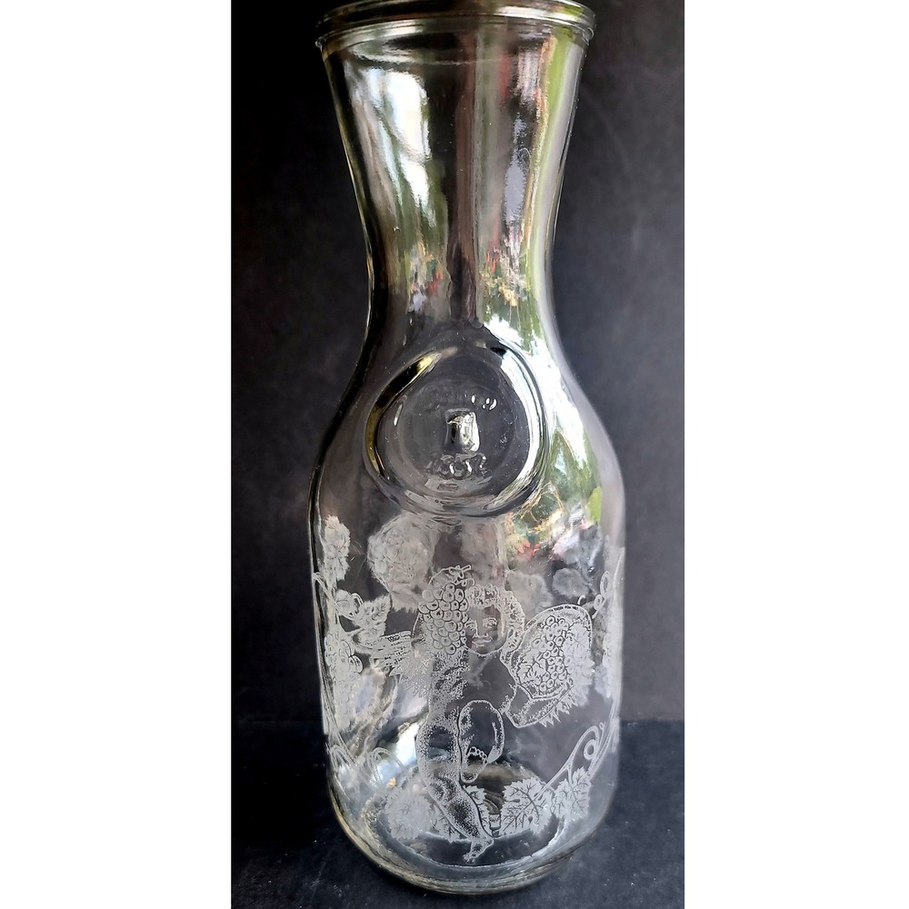 Vintage Etched Glass Cherub Grapevine Carafe Decanter Paul Masson Vineyards